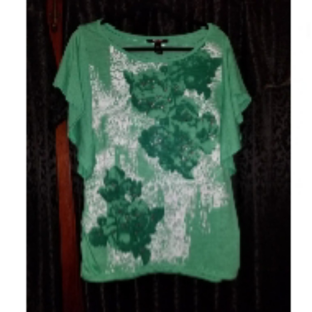 Green Flutter Sleeve w/Bling